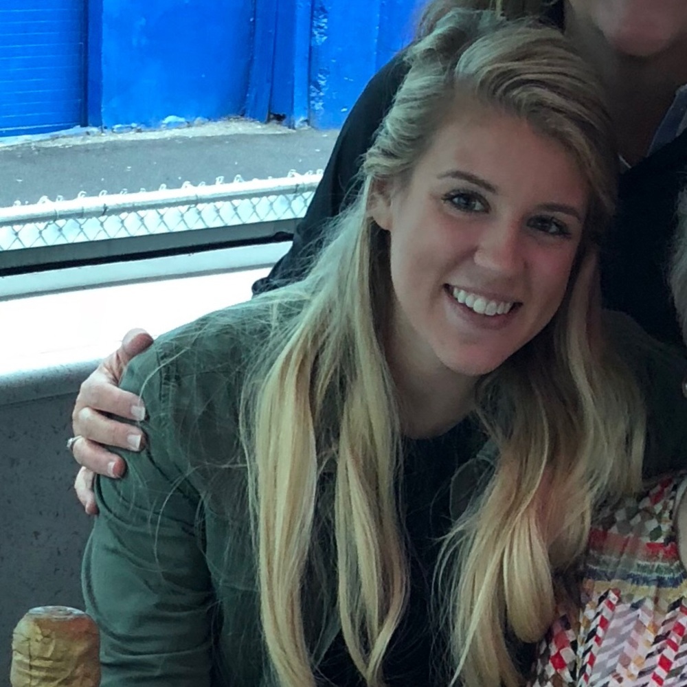 Meet your Posher, Abbie